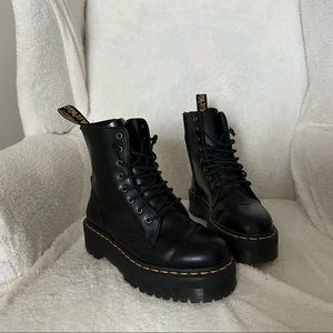 Dr. marten Jadon Platform boots